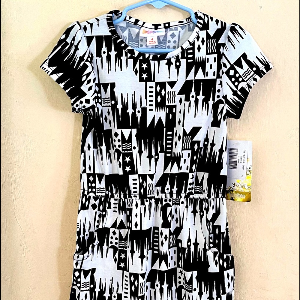 BNWT Lularoe DISNEY Mae in Size 4